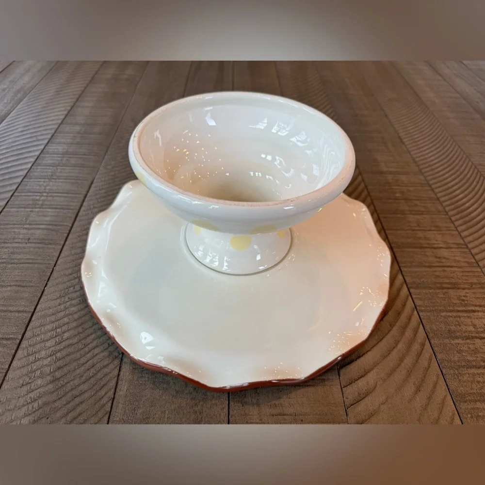 Paula Deen - Dot Crazy Yellow & White Handpainted Cake - Dessert Stand
